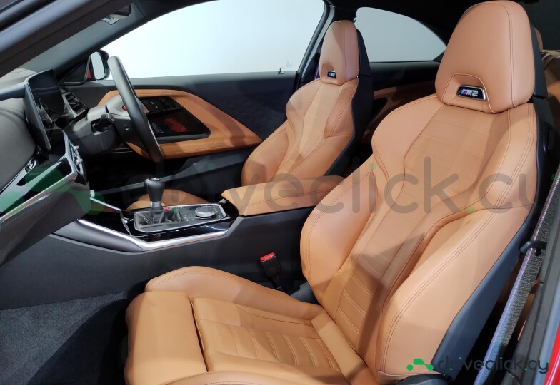BMW M2 Красный