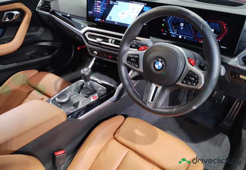 BMW M2 Красный
