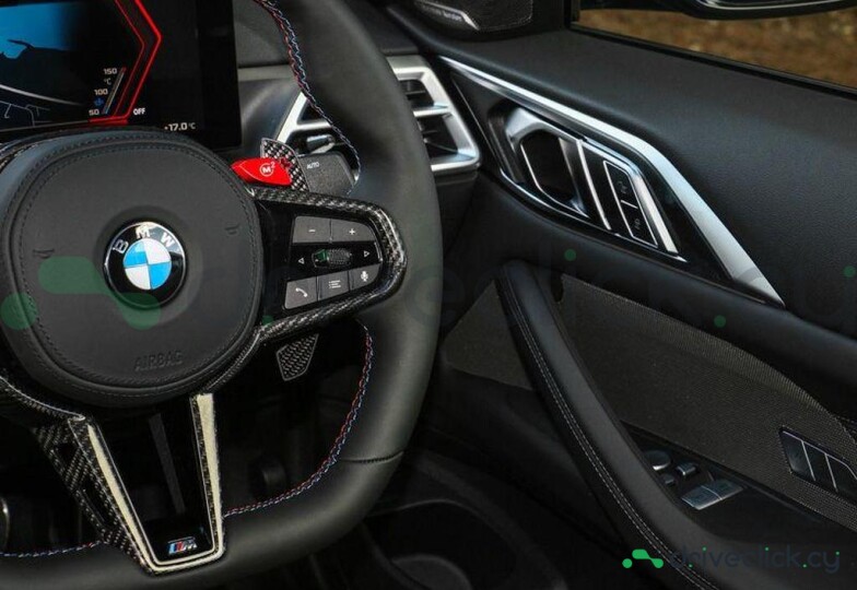 BMW M4 Blue
