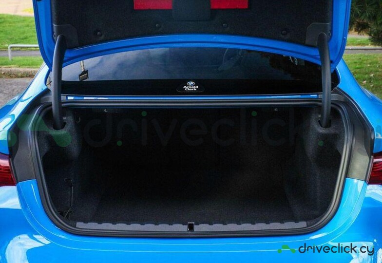 BMW M4 Blue