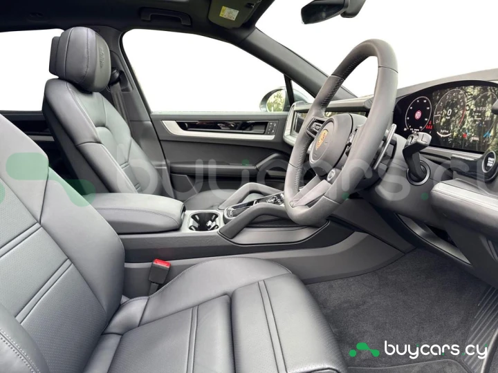 Porsche Cayenne Grey