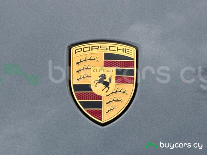 Porsche Cayenne Grey