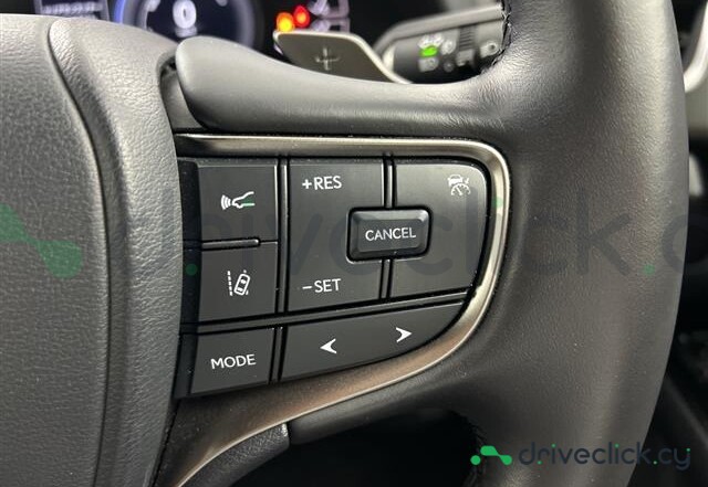 Lexus UX Black