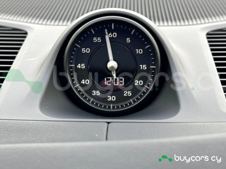 Porsche Cayenne Grey