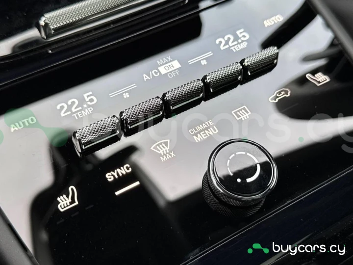 Porsche Cayenne Grey