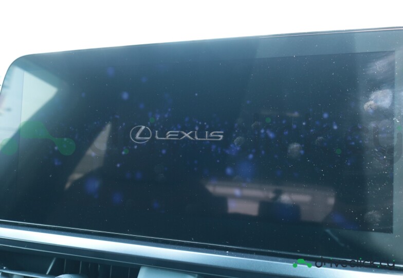 Lexus UX White