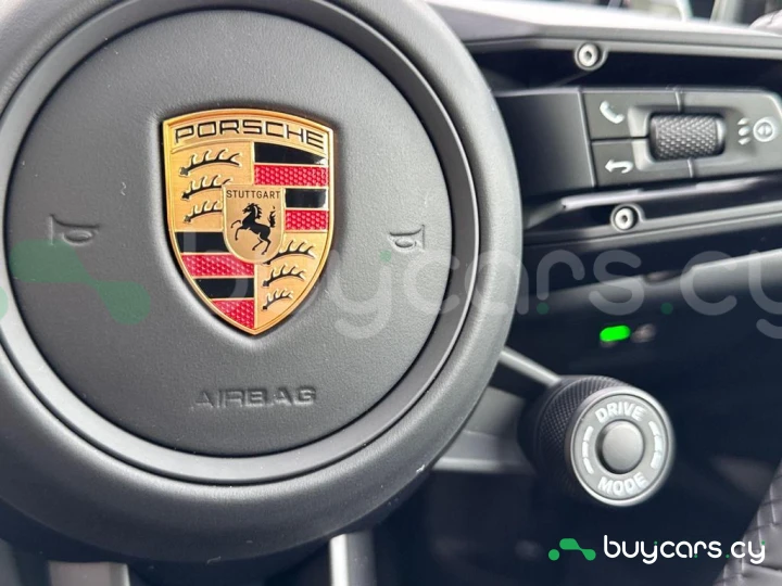 Porsche Cayenne Grey