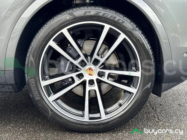 Porsche Cayenne Grey