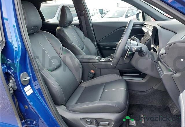 Lexus LBX Blue