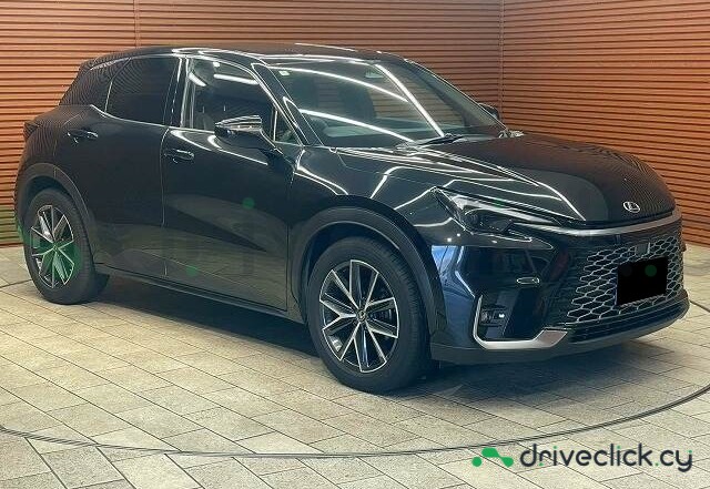 Lexus LBX Black