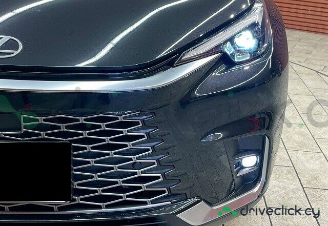Lexus LBX Black