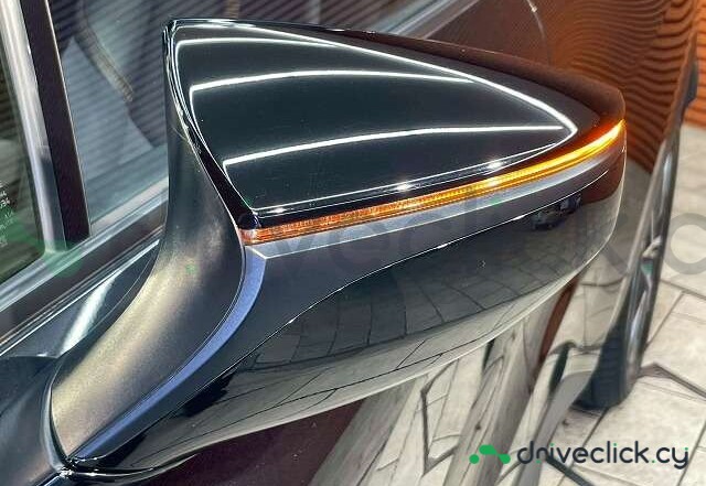 Lexus LBX Black