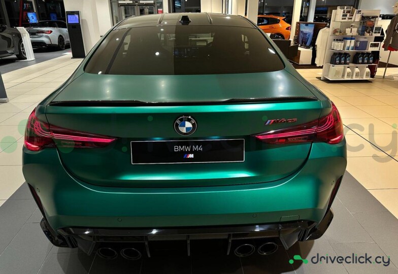 BMW M4 Green