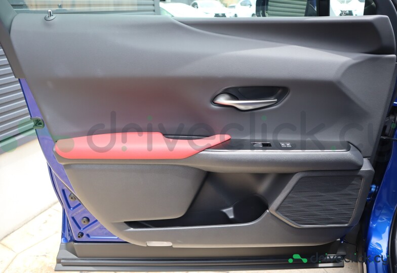 Lexus UX Blue