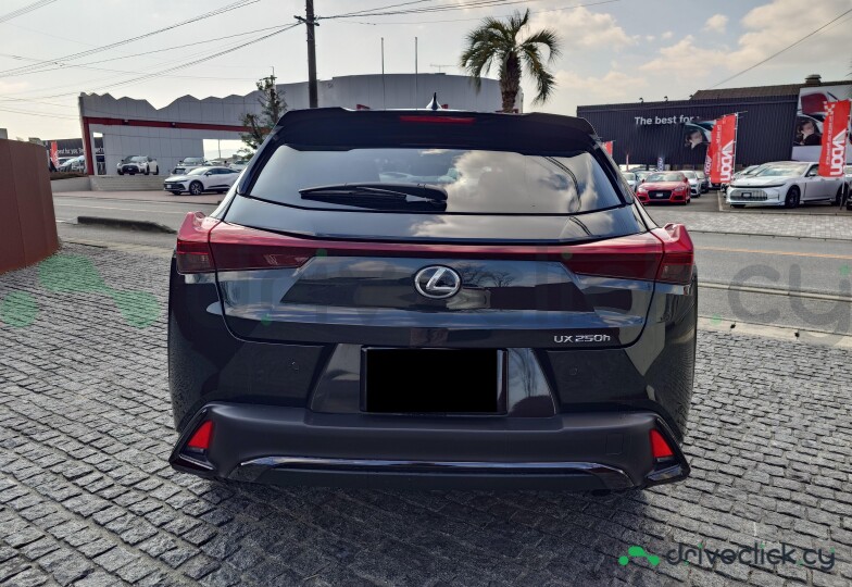 Lexus UX Black