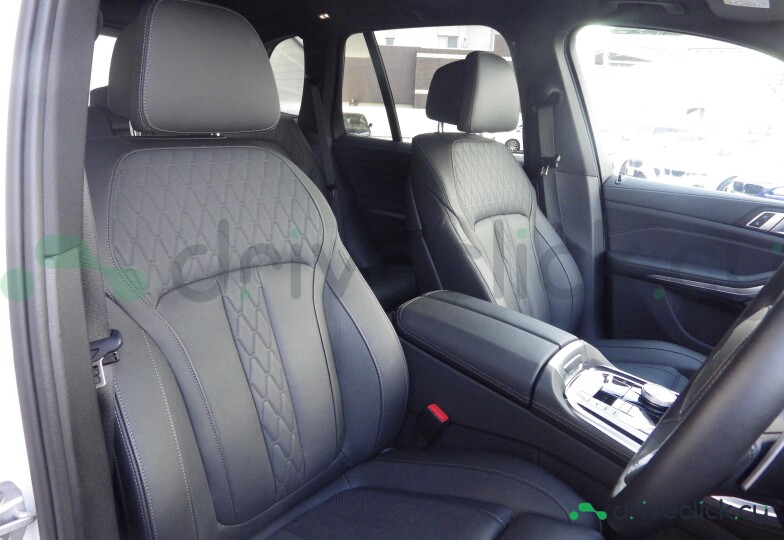 BMW X5 Белый