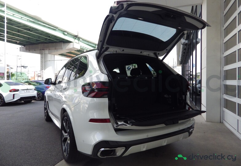 BMW X5 Белый