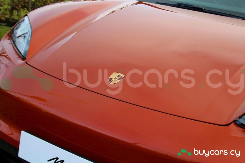 Porsche Macan Оранжевый