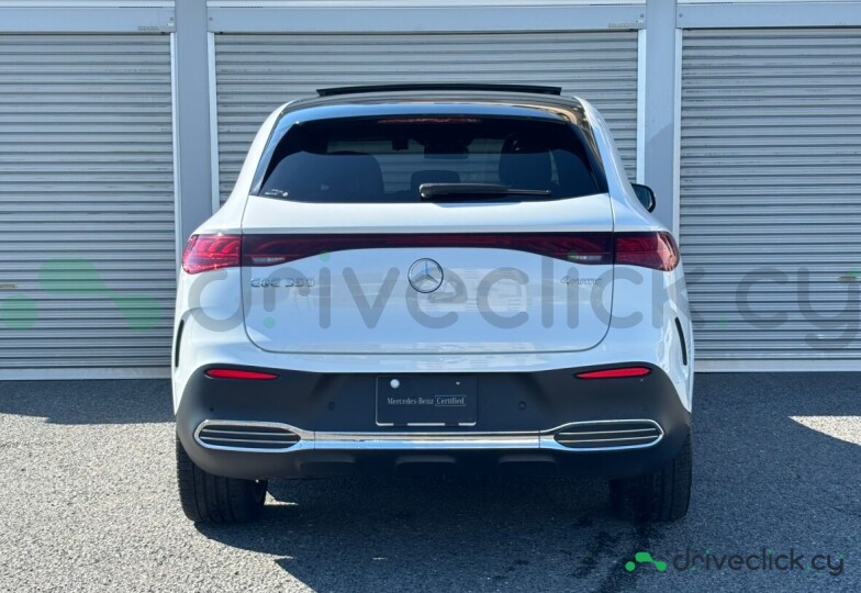 Mercedes EQE SUV Белый
