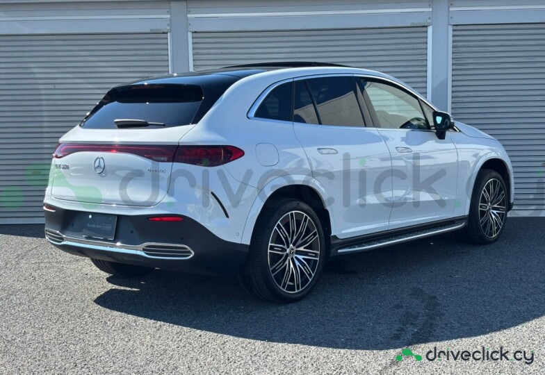 Mercedes EQE SUV Белый