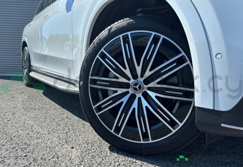 Mercedes EQE SUV Белый