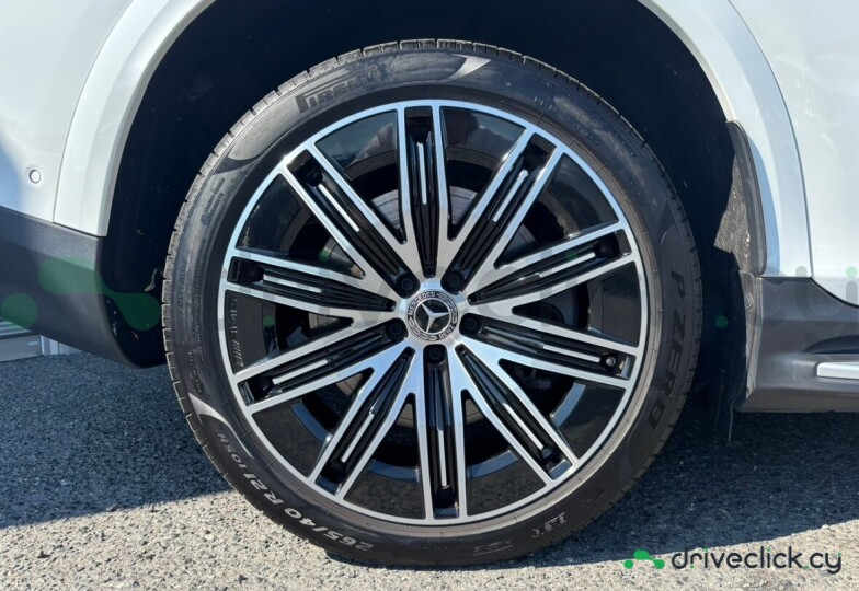 Mercedes EQE SUV Белый