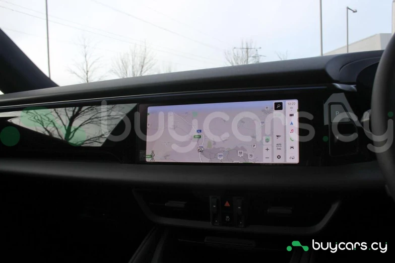 Porsche Macan Оранжевый