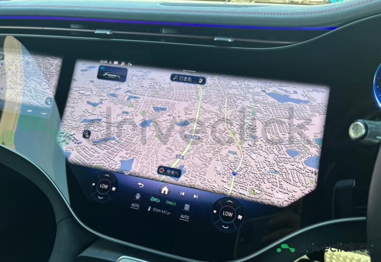Mercedes EQE SUV Белый
