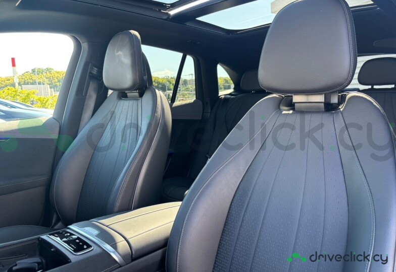 Mercedes EQE SUV Белый