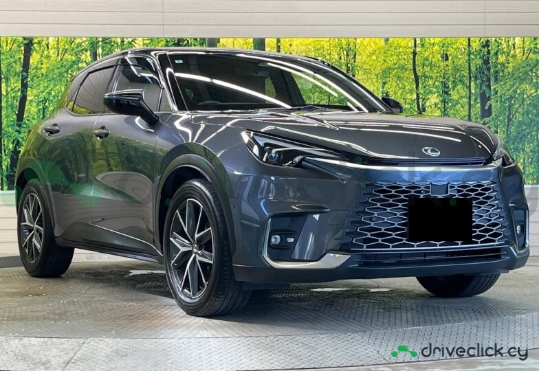 Lexus LBX Black