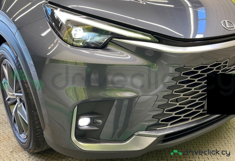 Lexus LBX Black