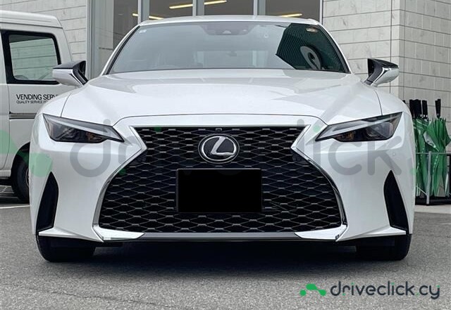 Lexus IS White