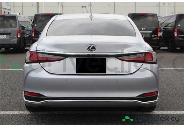 Lexus ES Grey