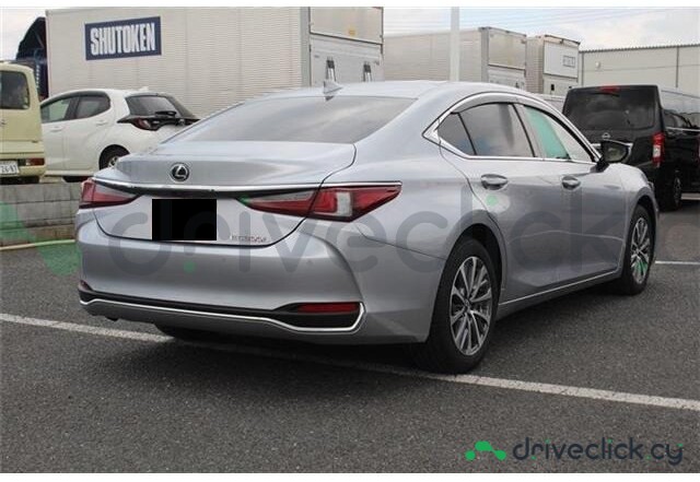Lexus ES Grey