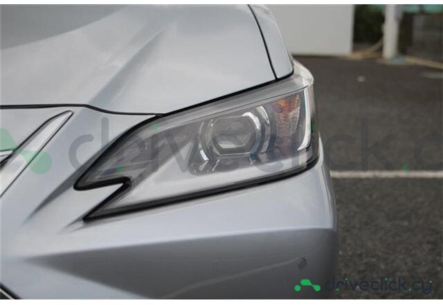 Lexus ES Grey