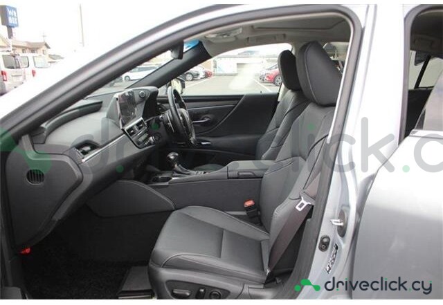 Lexus ES Grey