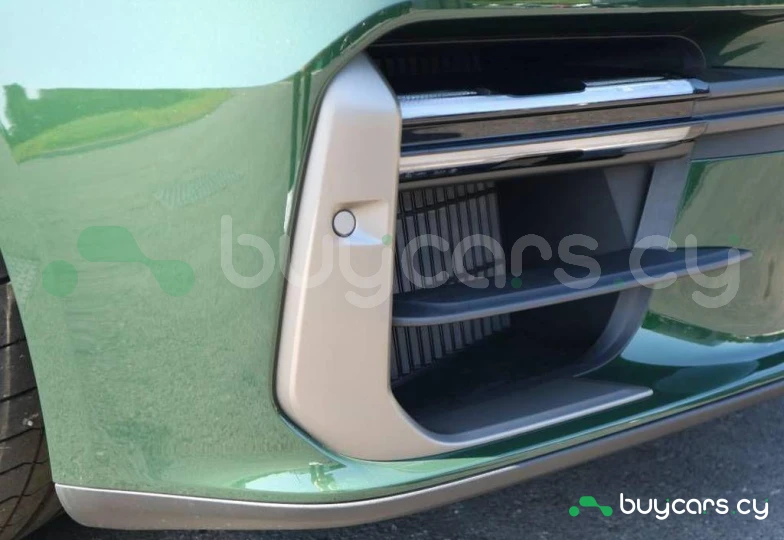 Porsche Panamera Зеленый