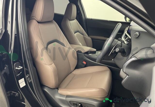 Lexus UX Black