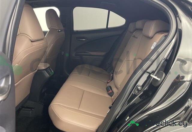 Lexus UX Black
