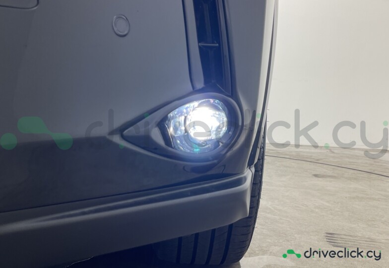Lexus UX Black