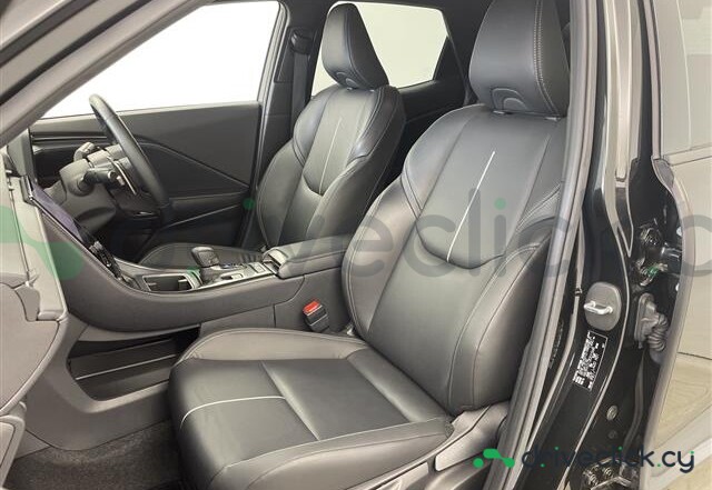 Lexus LBX Black
