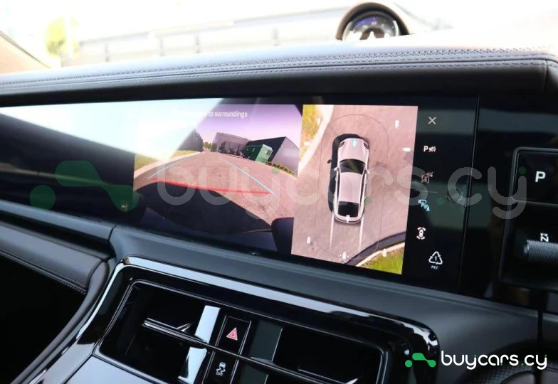 Porsche Panamera Зеленый