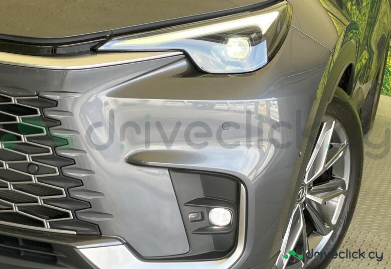 Lexus LBX Grey