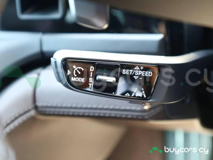 Porsche Panamera Зеленый