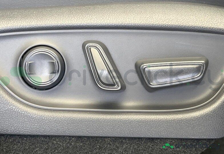 Lexus LBX Grey