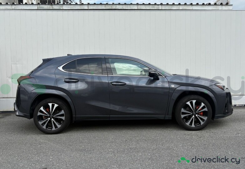 Lexus UX Black