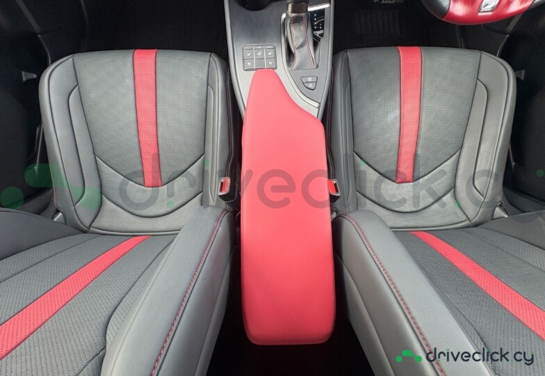 Lexus UX Black