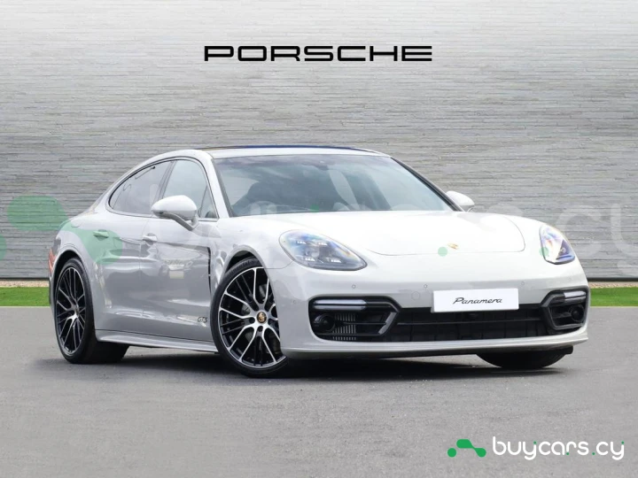 Porsche Panamera Белый