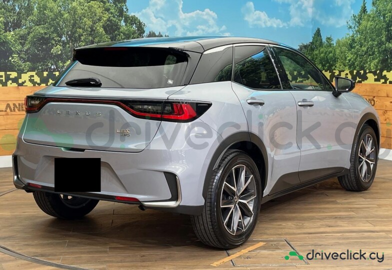 Lexus LBX Grey