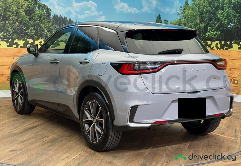 Lexus LBX Grey